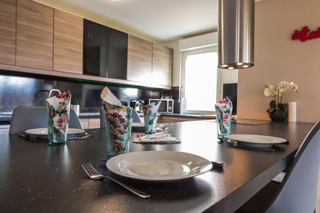 2 Bedrooms- 20' Paris - 25' Disneyland - Wifi Вилие-сюр-Марн Екстериор снимка